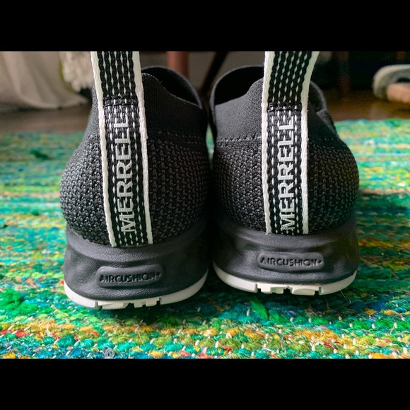 Black Merrell Fabric Slip Ons NEW - Picture 6 of 8